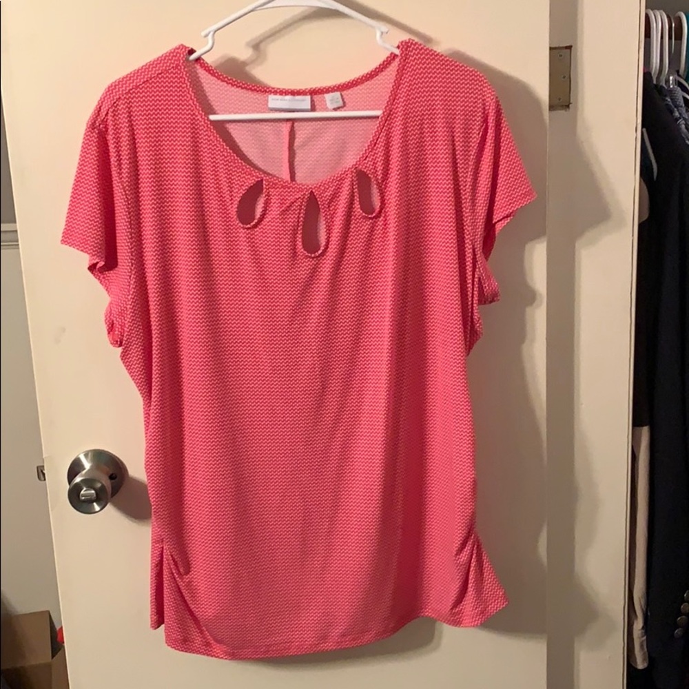 Pink NY&Co top!